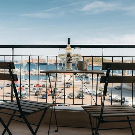 Luxury Port View Apartment Lávrion Екстериор снимка